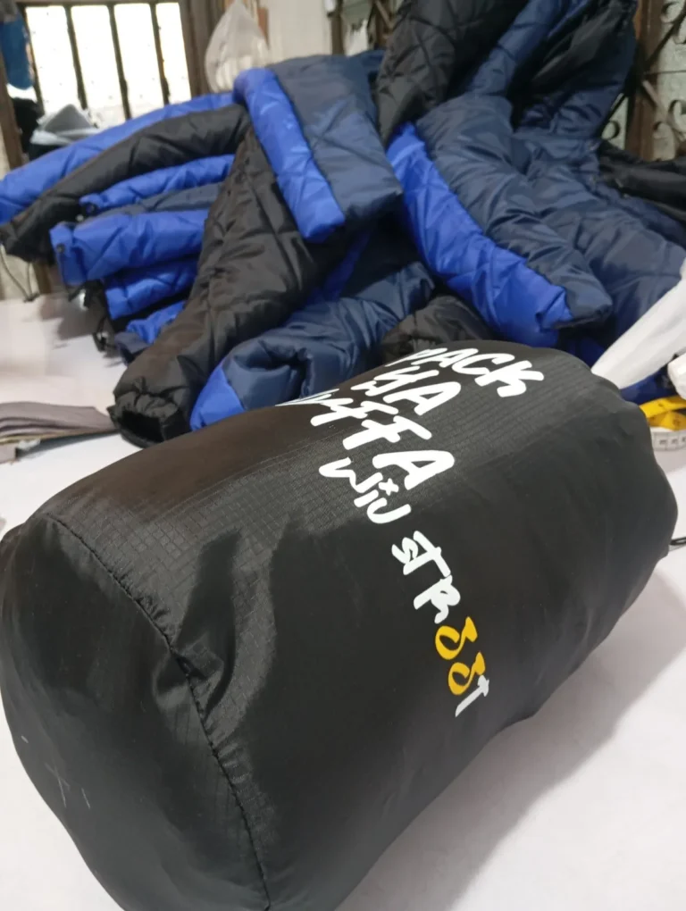 Custom black bag with printed logo – made by Naxon Sports